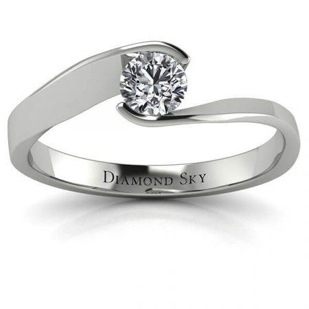 Diamentowy minimalizm - Pierścionek zaręczynowy z białego złota z diamentem
