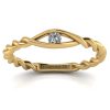 Nowa klasyka - Pierścionek zaręczynowy z żółtego złota z diamentem