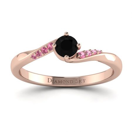 Brylantowy czar - Pierścionek zaręczynowy z różowego złota z czarnym diamentem i różowymi szafirami