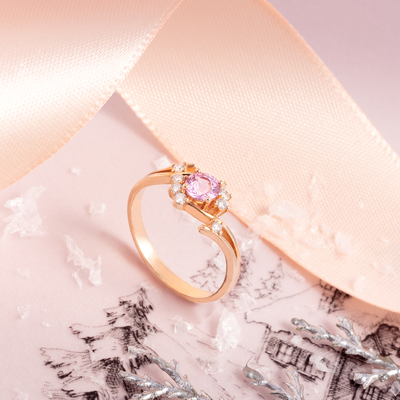 Blingsis_XmaKwiat piękna – Pierścionek zaręczynowy Diamond Sky z różowego złota z różowym szafirem s Zareczyny 2022_-3